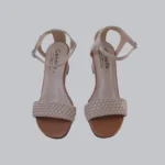 Genelle Wedge (S/673) with an elegant design for women