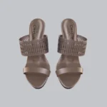 Genelle Wedge S/798 showcasing its refined shape and elegant finish