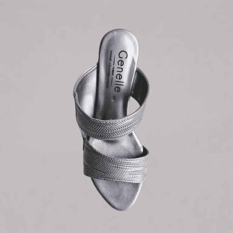 Genelle Slip-on Wedge online (S/801) with a comfortable wedge heel and elegant everyday design